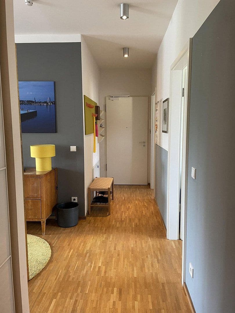 Prenájom bytu 4-izbový 125 m², Eschengraben 22, Berlin, Berlín Prenájom bytu 4-izbový 125 m², Eschengraben 22, Berlin, Berlín