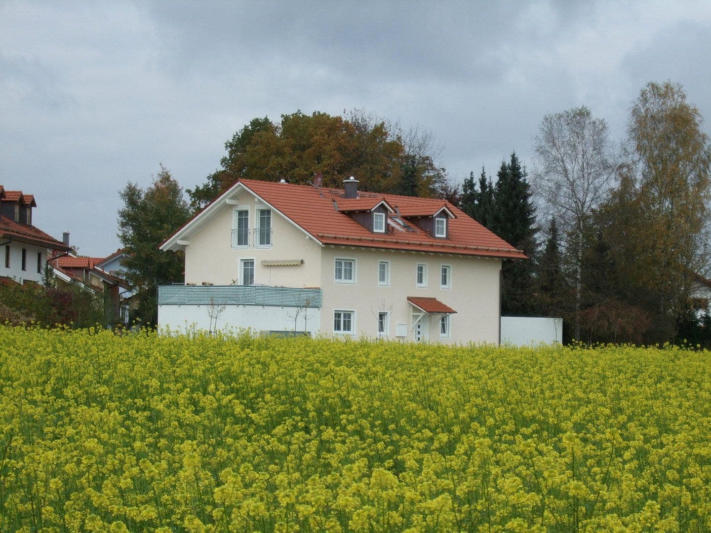 Prenájom bytu 5-izbový 126 m², Elkofener Weg 23, Grafing, Bavorsko Prenájom bytu 5-izbový 126 m², Elkofener Weg 23, Grafing, Bavorsko
