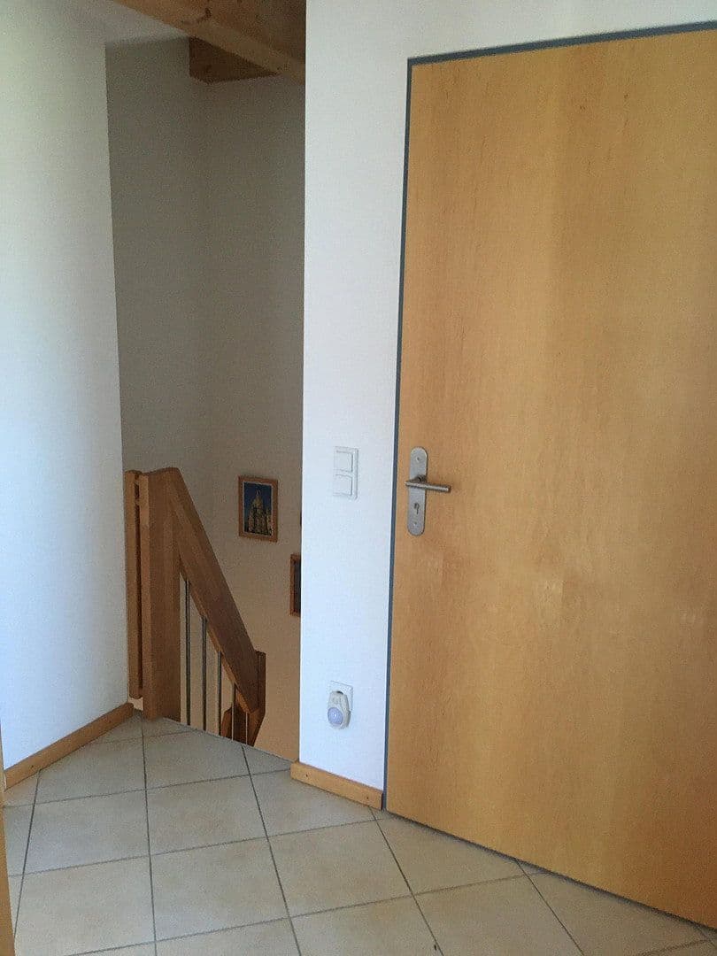 Prenájom bytu 5-izbový 126 m², Elkofener Weg 23, Grafing, Bavorsko Prenájom bytu 5-izbový 126 m², Elkofener Weg 23, Grafing, Bavorsko