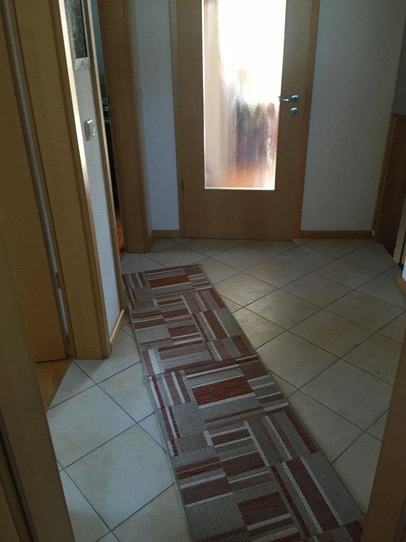 Prenájom bytu 5-izbový 126 m², Elkofener Weg 23, Grafing, Bavorsko Prenájom bytu 5-izbový 126 m², Elkofener Weg 23, Grafing, Bavorsko