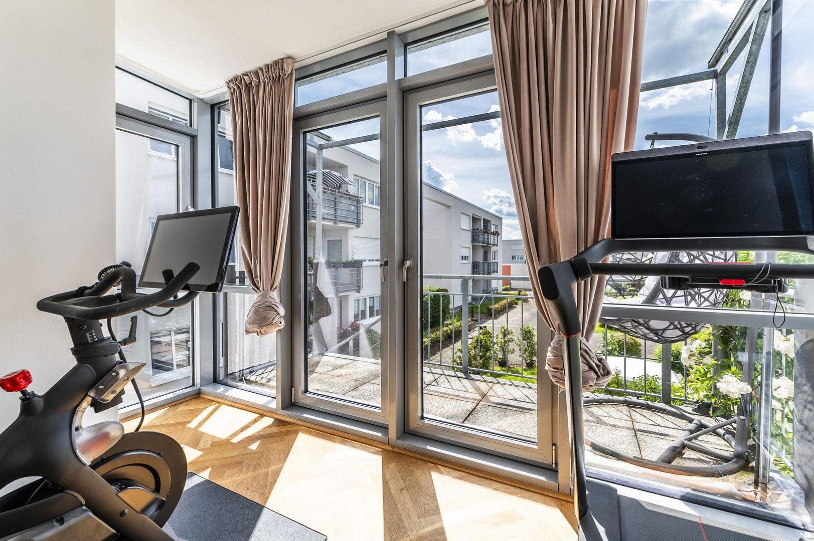 Predaj bytu 3-izbový 86 m², Dresden, Sasko Predaj bytu 3-izbový 86 m², Dresden, Sasko