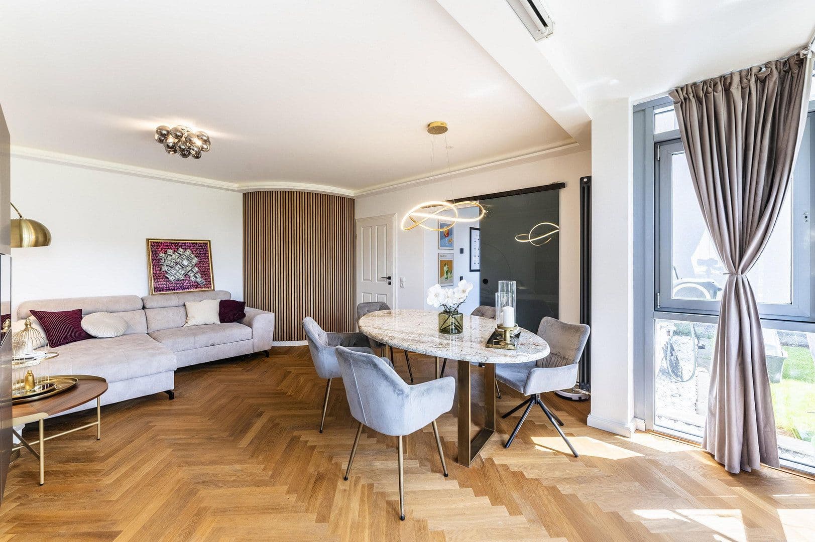 Predaj bytu 3-izbový 86 m², Dresden, Sasko Predaj bytu 3-izbový 86 m², Dresden, Sasko
