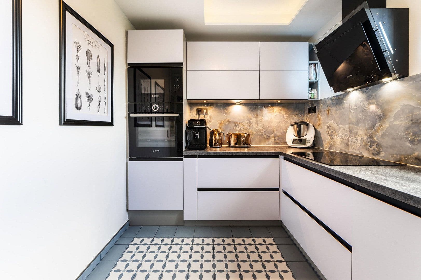 Predaj bytu 3-izbový 86 m², Dresden, Sasko Predaj bytu 3-izbový 86 m², Dresden, Sasko