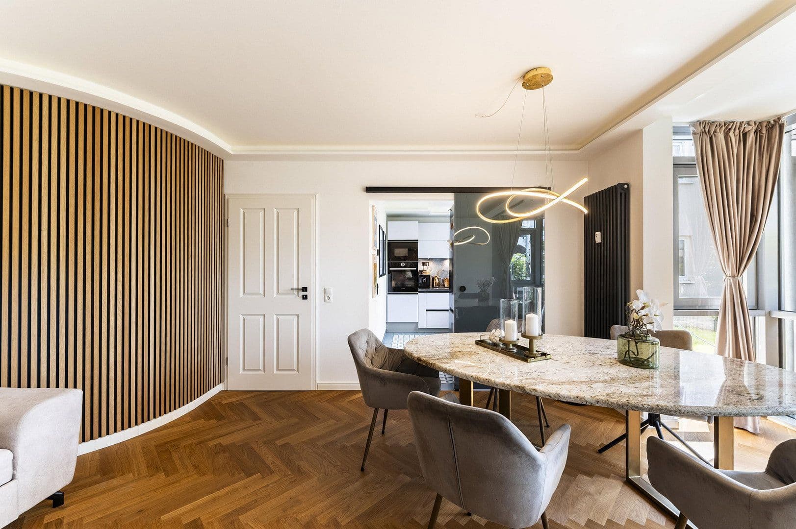 Predaj bytu 3-izbový 86 m², Dresden, Sasko Predaj bytu 3-izbový 86 m², Dresden, Sasko