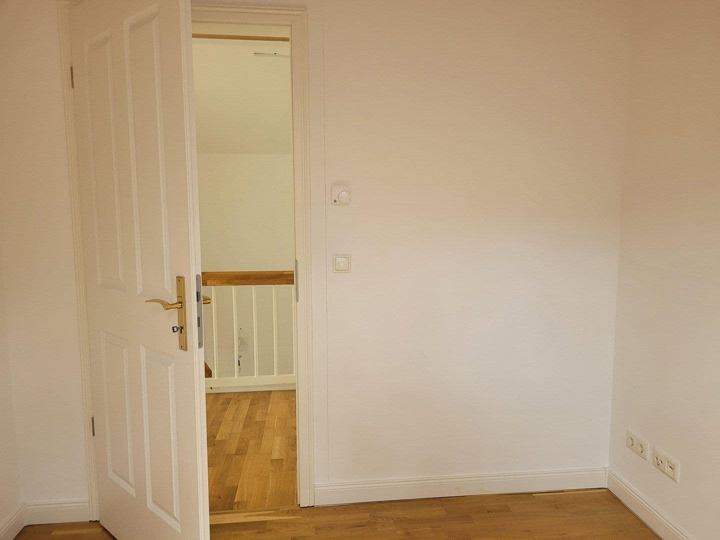 Predaj bytu 5-izbový 113 m², Genovevastraße 6, Berlin, Berlín Predaj bytu 5-izbový 113 m², Genovevastraße 6, Berlin, Berlín