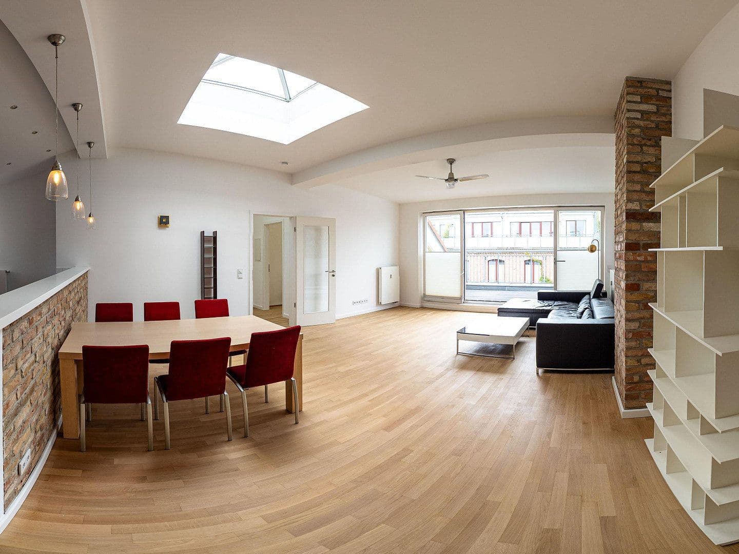 Predaj bytu 3-izbový 107 m², Berlin, Berlín Predaj bytu 3-izbový 107 m², Berlin, Berlín