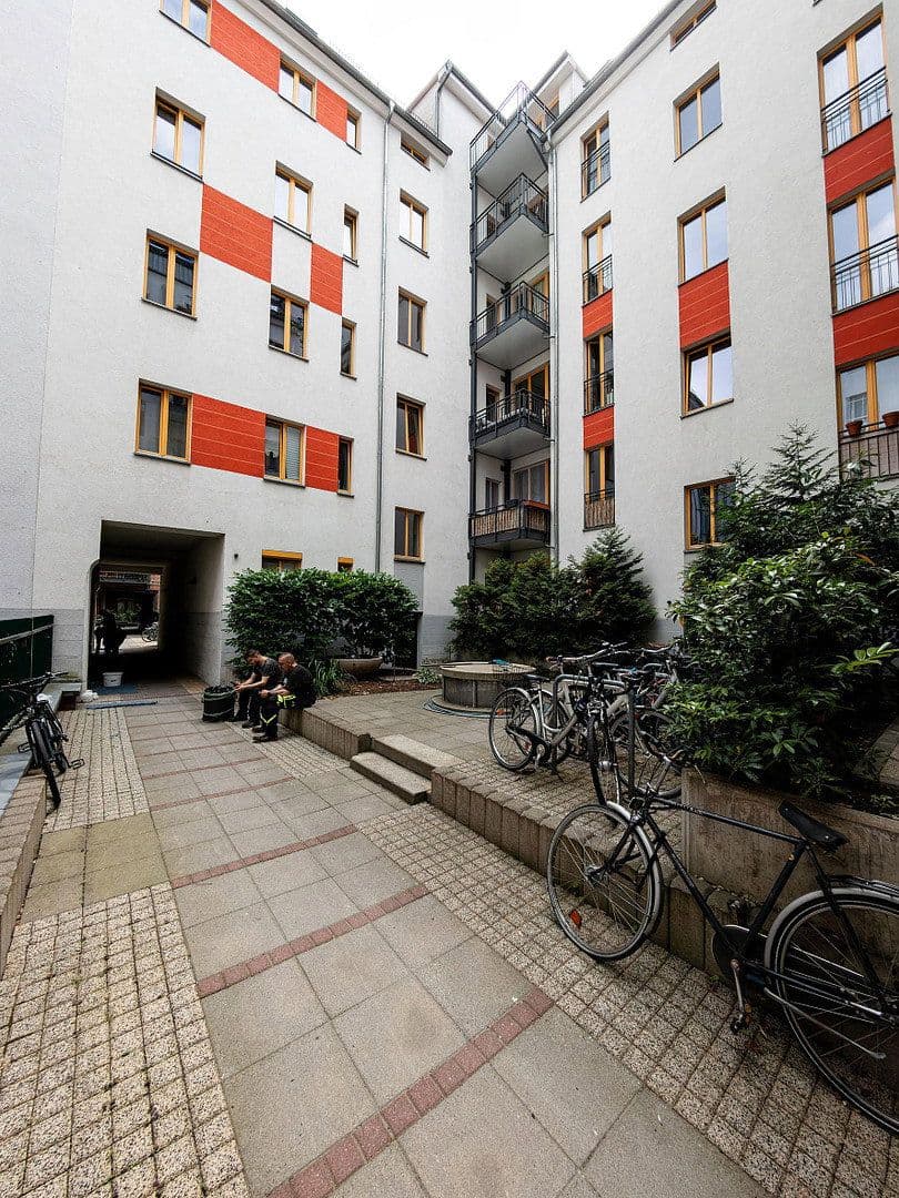 Predaj bytu 3-izbový 107 m², Berlin, Berlín Predaj bytu 3-izbový 107 m², Berlin, Berlín