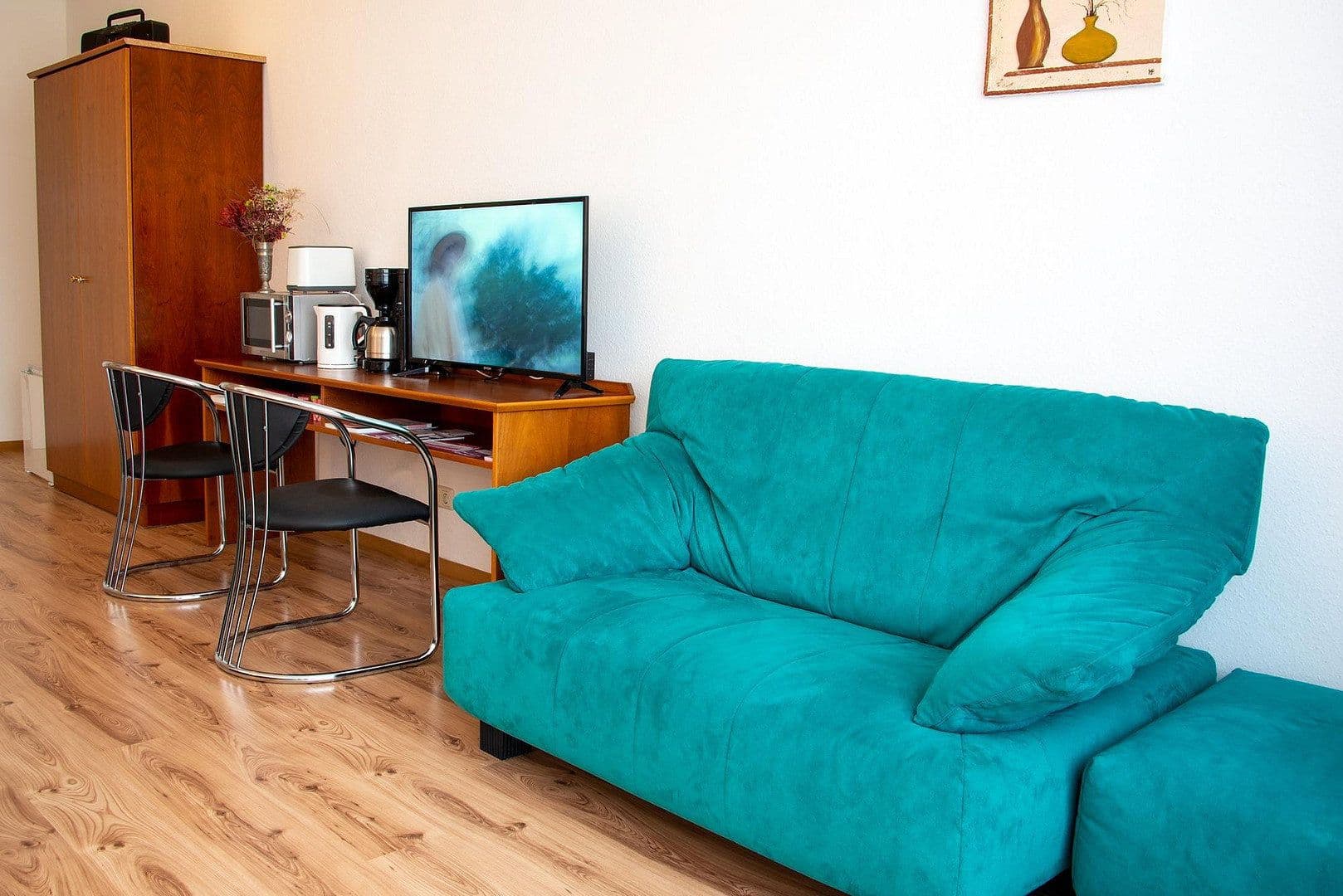 Prenájom bytu 3-izbový 114 m², Steinbergstr. 3, Leipzig OT Holzhausen, Sasko Prenájom bytu 3-izbový 114 m², Steinbergstr. 3, Leipzig OT Holzhausen, Sasko
