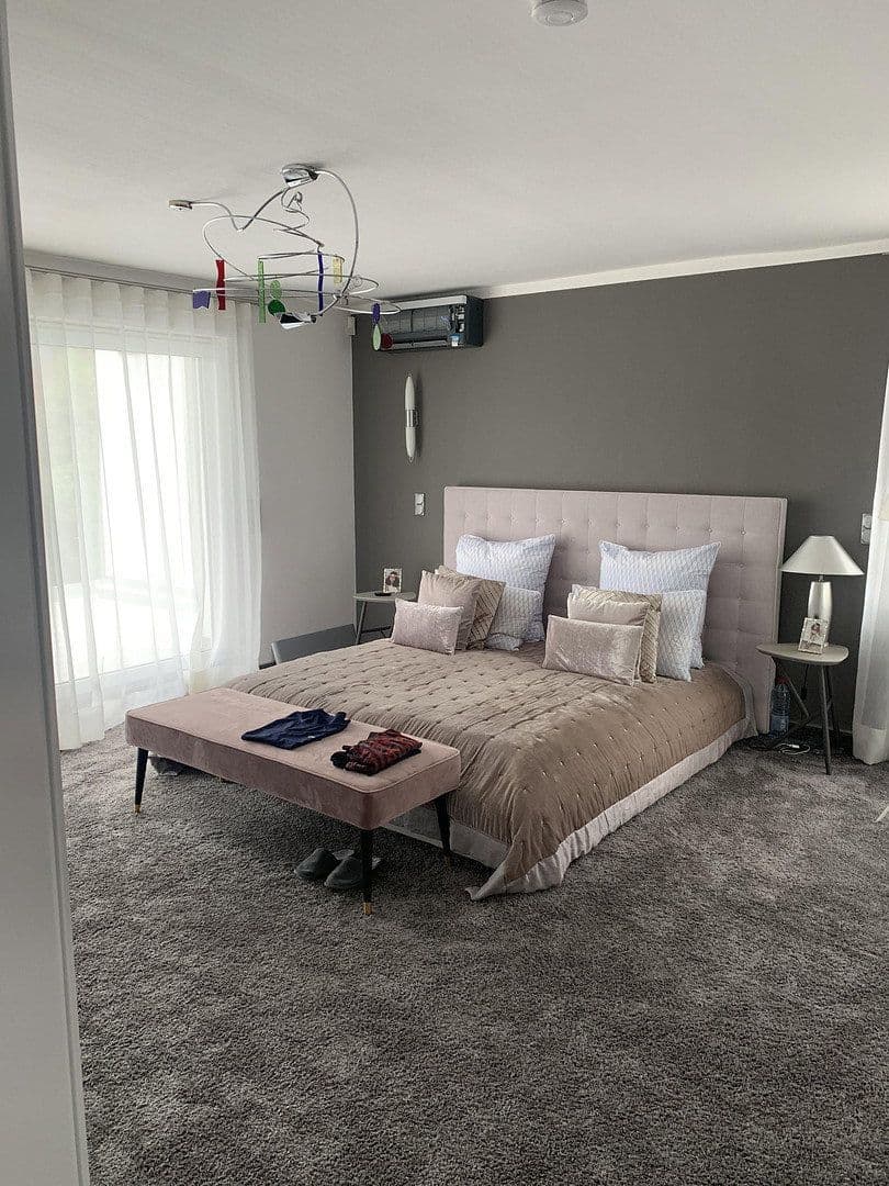 Predaj domu 340 m², pozemok 488 m², Frechen, Severné Porýnie - Westfálsko Predaj domu 340 m², pozemok 488 m², Frechen, Severné Porýnie - Westfálsko