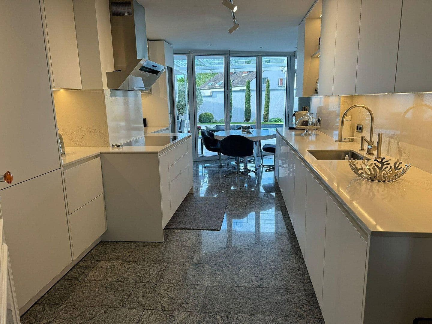 Predaj domu 340 m², pozemok 488 m², Frechen, Severné Porýnie - Westfálsko Predaj domu 340 m², pozemok 488 m², Frechen, Severné Porýnie - Westfálsko
