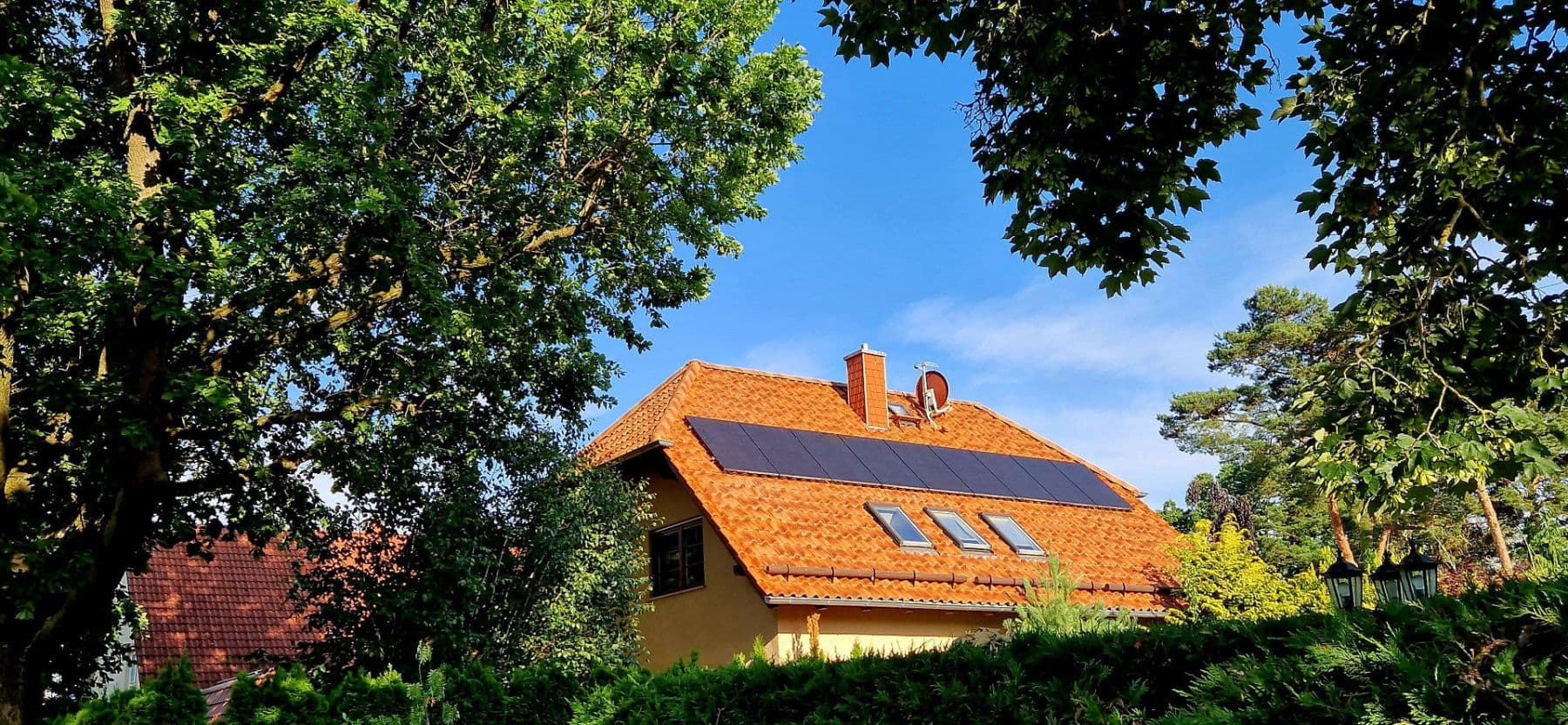 Predaj domu 162 m², pozemok 994 m², Hohen Neuendorf, Brandenbursko Predaj domu 162 m², pozemok 994 m², Hohen Neuendorf, Brandenbursko