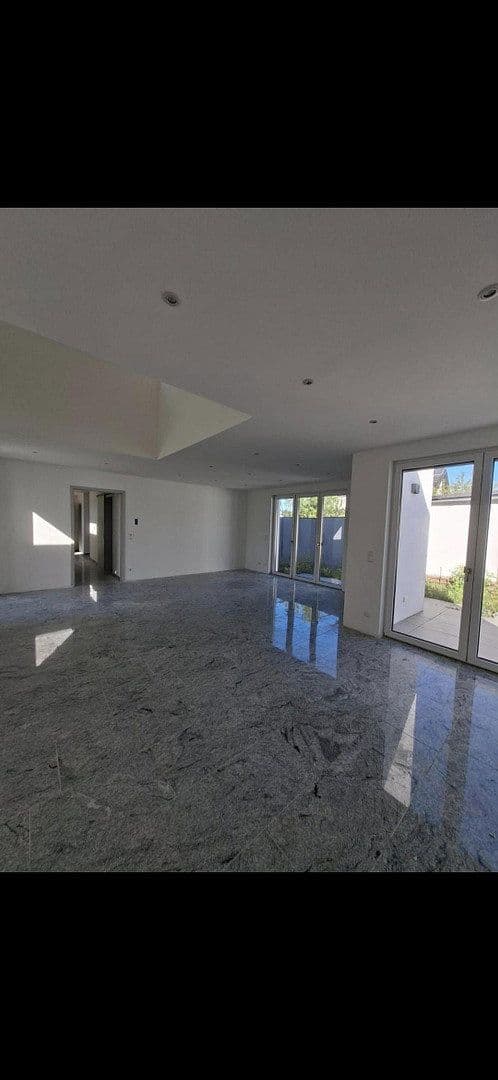 Predaj domu 153 m², pozemok 330 m², Castrop-Rauxel, Severné Porýnie - Westfálsko Predaj domu 153 m², pozemok 330 m², Castrop-Rauxel, Severné Porýnie - Westfálsko