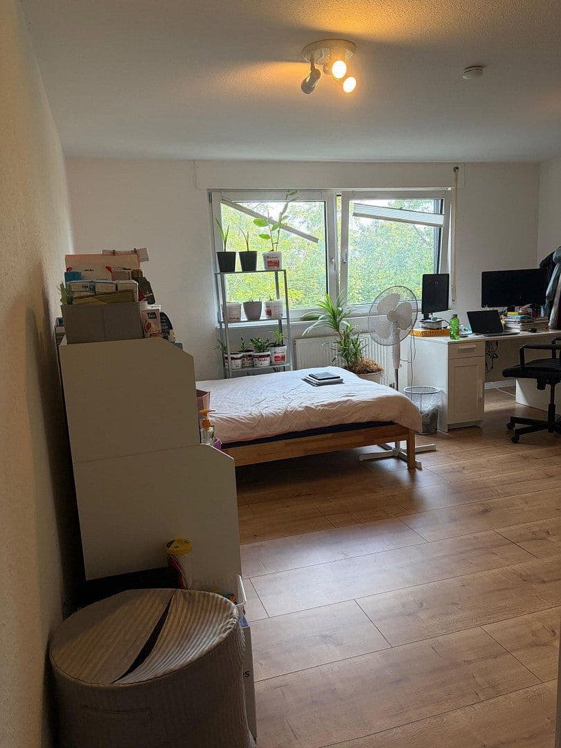 Prenájom bytu 1-izbový 35 m², Linkenheim-Hochstetten, Bádensko-Wurttembersko Prenájom bytu 1-izbový 35 m², Linkenheim-Hochstetten, Bádensko-Wurttembersko