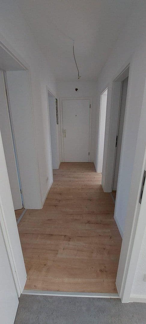 Prenájom bytu 2-izbový 62 m², Hasencleverstr. 18, Solingen, Severné Porýnie - Westfálsko Prenájom bytu 2-izbový 62 m², Hasencleverstr. 18, Solingen, Severné Porýnie - Westfálsko