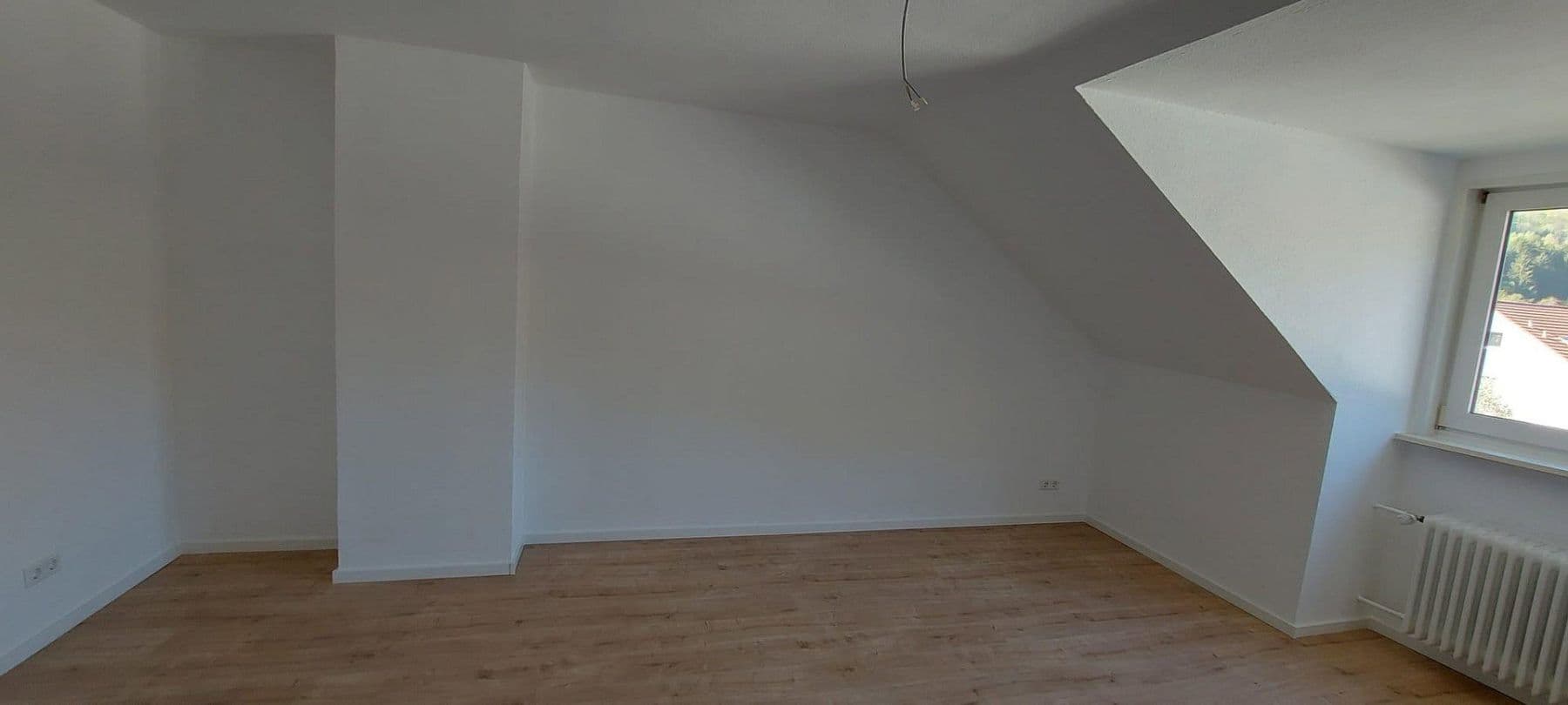Prenájom bytu 2-izbový 62 m², Hasencleverstr. 18, Solingen, Severné Porýnie - Westfálsko Prenájom bytu 2-izbový 62 m², Hasencleverstr. 18, Solingen, Severné Porýnie - Westfálsko