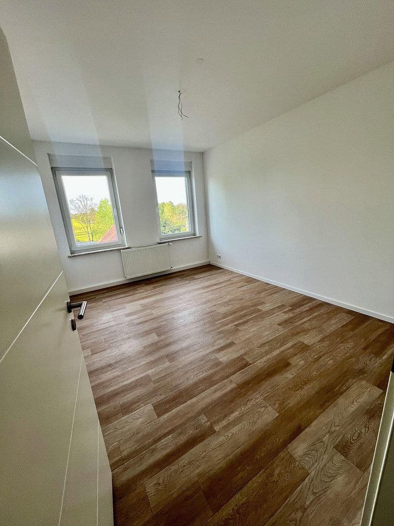 Prenájom bytu 4-izbový 106 m², Stötteritzer Landstraße 30, Leipzig, Sasko Prenájom bytu 4-izbový 106 m², Stötteritzer Landstraße 30, Leipzig, Sasko