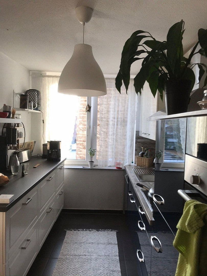 Prenájom bytu 3-izbový 74 m², Hülserstr 88, Krefeld, Severné Porýnie - Westfálsko Prenájom bytu 3-izbový 74 m², Hülserstr 88, Krefeld, Severné Porýnie - Westfálsko