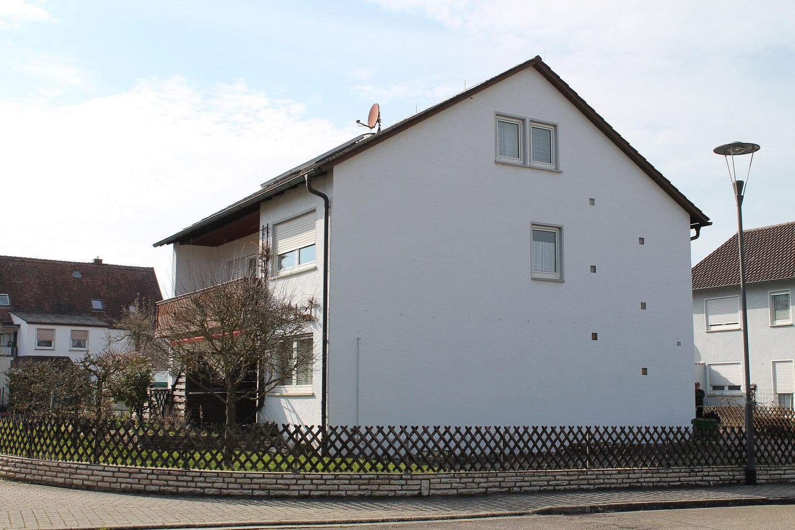 Predaj domu 223 m², pozemok 757 m², Wilburgstetten, Bavorsko Predaj domu 223 m², pozemok 757 m², Wilburgstetten, Bavorsko