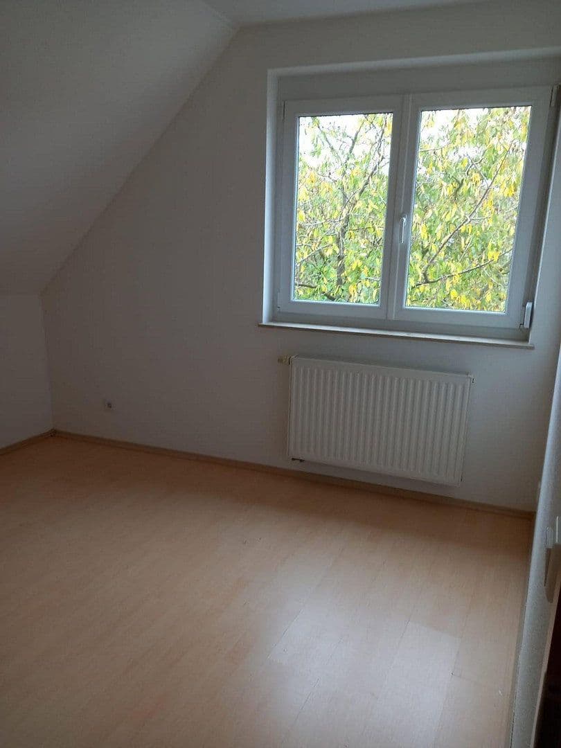 Prenájom bytu 3-izbový 85 m², Finkenbergstr. 6, Heilbronn-Biberach, Bádensko-Wurttembersko Prenájom bytu 3-izbový 85 m², Finkenbergstr. 6, Heilbronn-Biberach, Bádensko-Wurttembersko