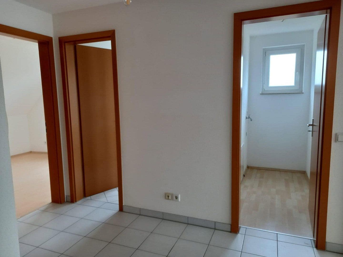 Prenájom bytu 3-izbový 85 m², Finkenbergstr. 6, Heilbronn-Biberach, Bádensko-Wurttembersko Prenájom bytu 3-izbový 85 m², Finkenbergstr. 6, Heilbronn-Biberach, Bádensko-Wurttembersko