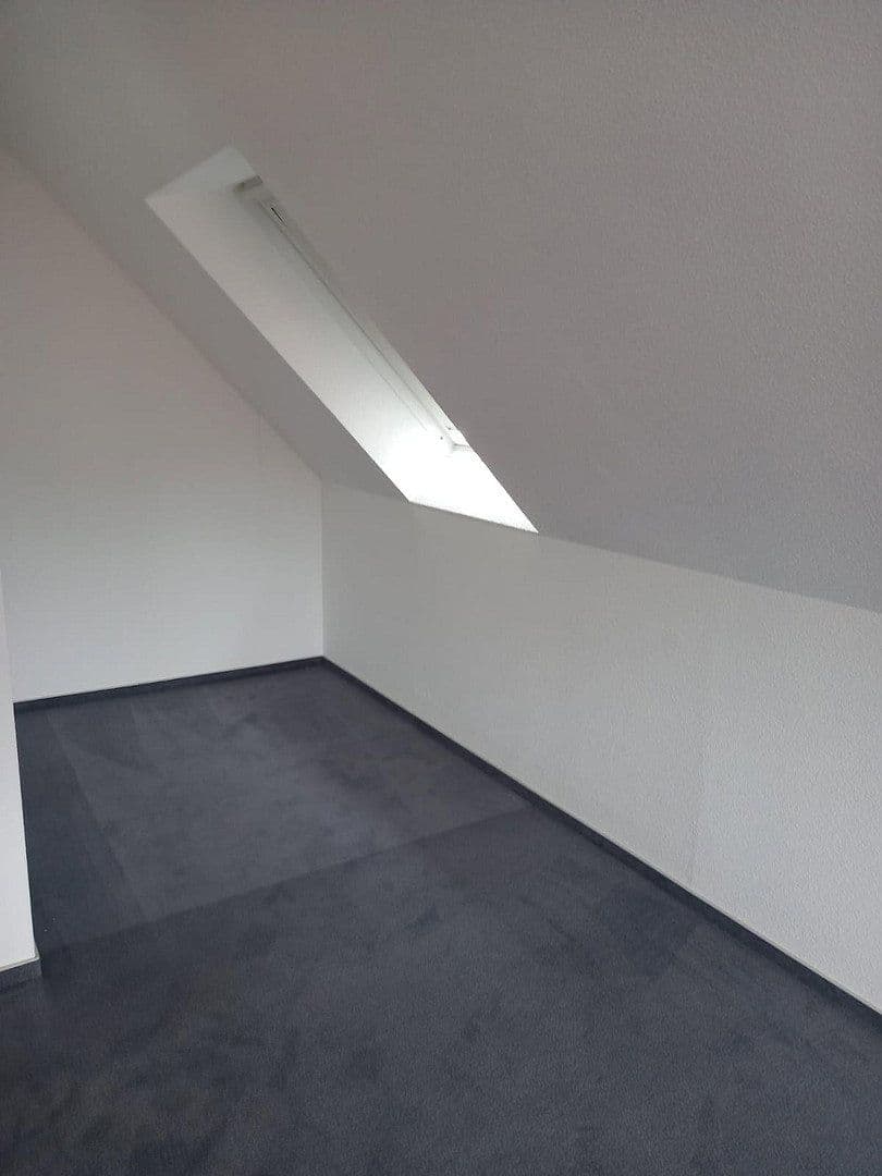 Prenájom bytu 3-izbový 85 m², Finkenbergstr. 6, Heilbronn-Biberach, Bádensko-Wurttembersko Prenájom bytu 3-izbový 85 m², Finkenbergstr. 6, Heilbronn-Biberach, Bádensko-Wurttembersko