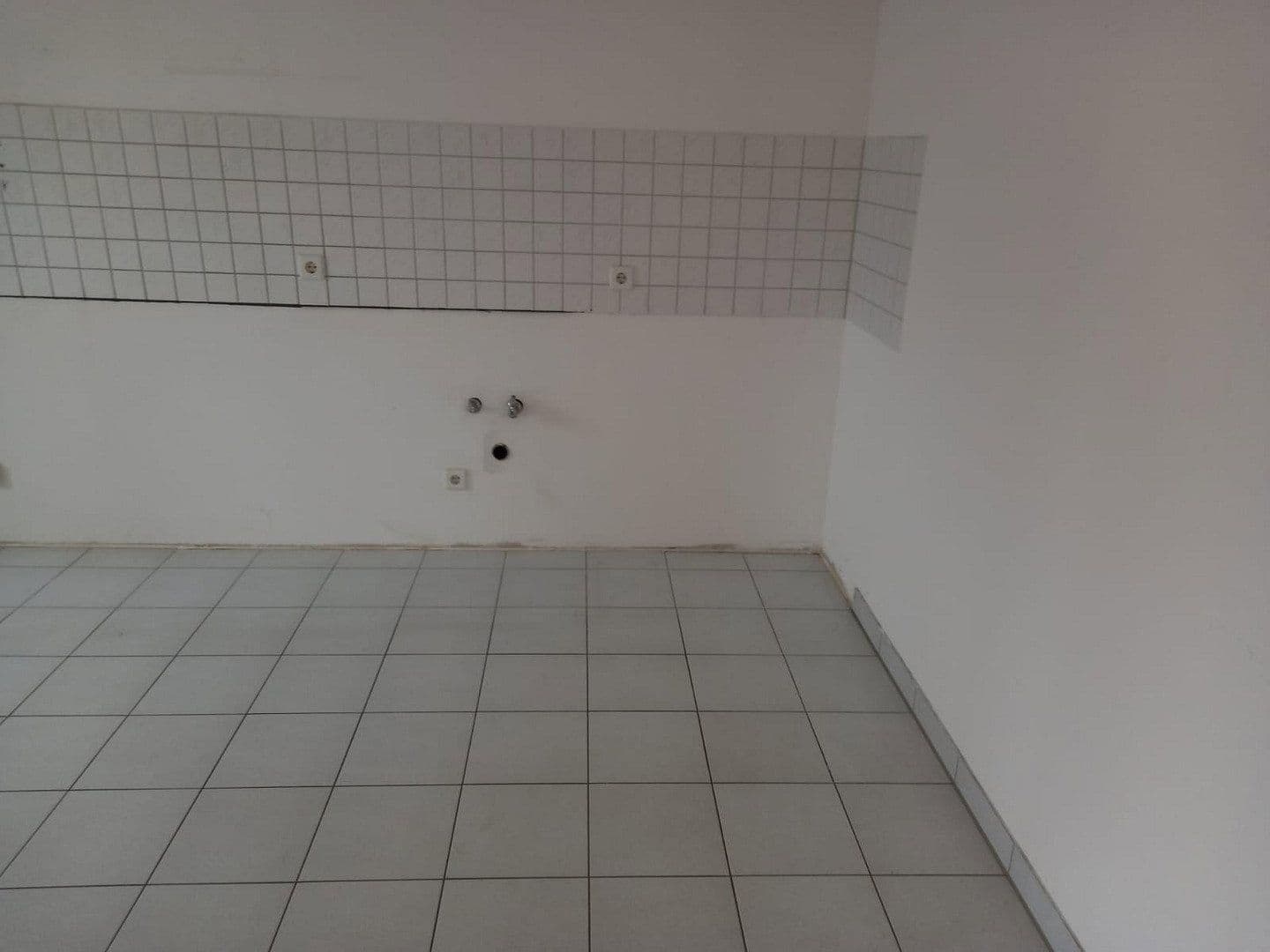 Prenájom bytu 3-izbový 85 m², Finkenbergstr. 6, Heilbronn-Biberach, Bádensko-Wurttembersko Prenájom bytu 3-izbový 85 m², Finkenbergstr. 6, Heilbronn-Biberach, Bádensko-Wurttembersko