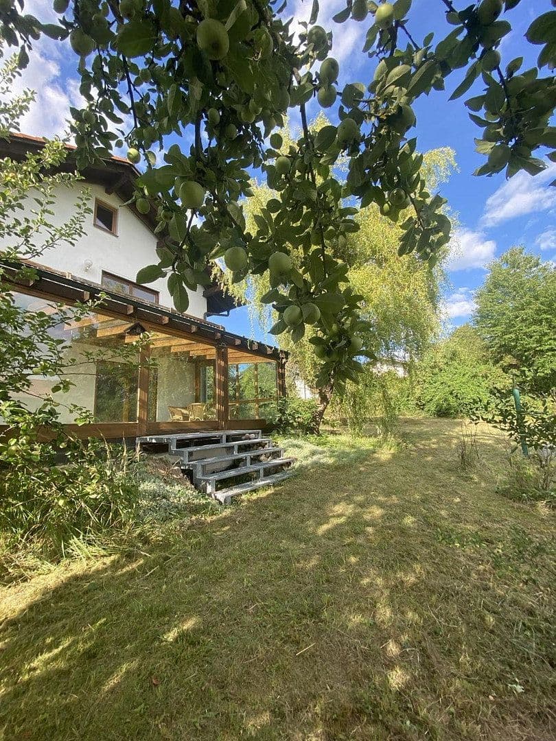 Predaj domu 160 m², pozemok 1.730 m², Engelsberg, Bavorsko Predaj domu 160 m², pozemok 1.730 m², Engelsberg, Bavorsko