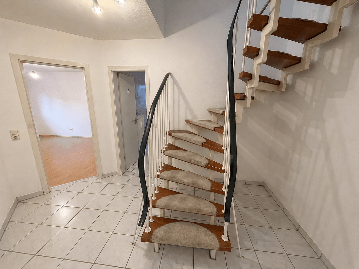 Predaj bytu 3-izbový 95 m², Neu-Anspach, Hesensko Predaj bytu 3-izbový 95 m², Neu-Anspach, Hesensko