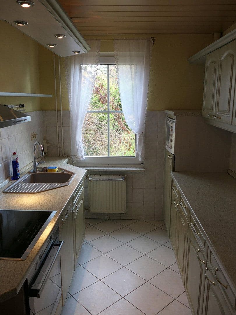 Predaj domu 138 m², pozemok 254 m², Halle, Sasko-Anhaltsko Predaj domu 138 m², pozemok 254 m², Halle, Sasko-Anhaltsko