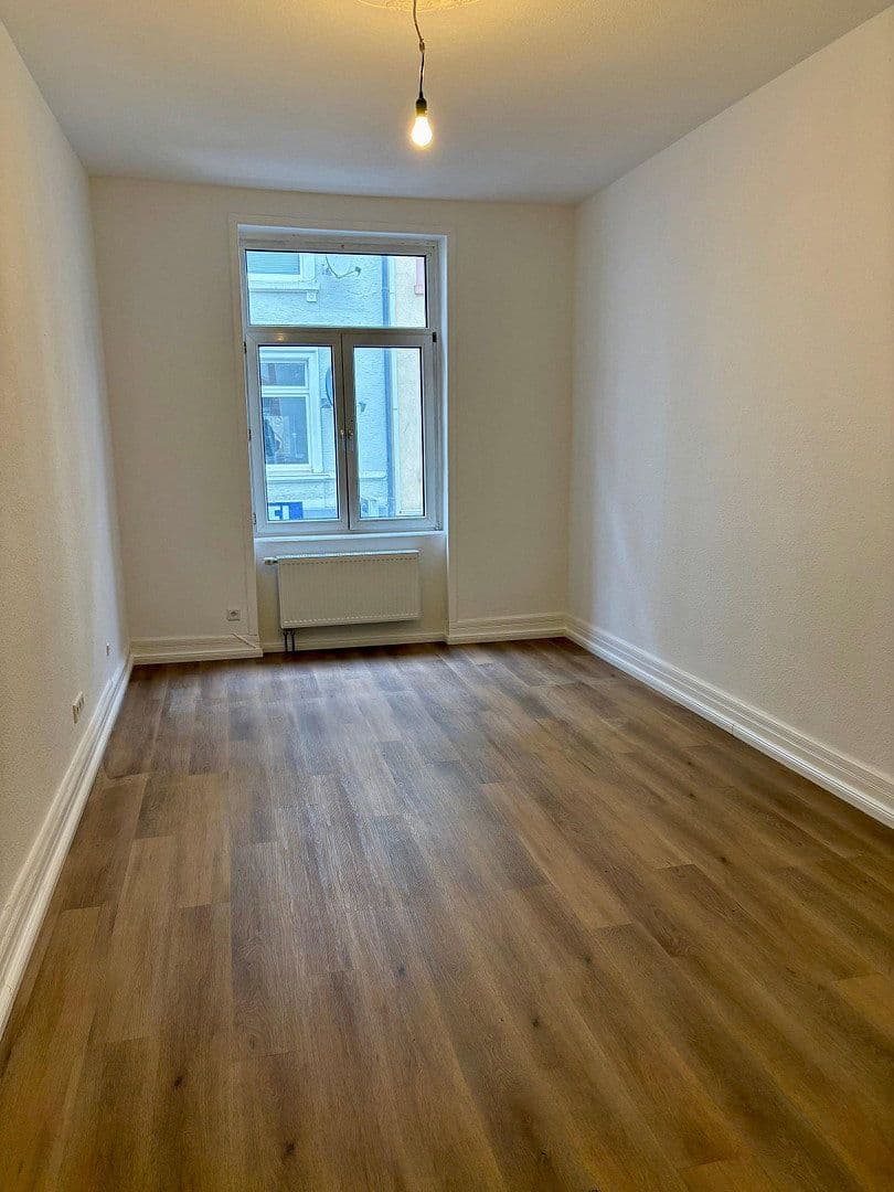 Prenájom bytu 2-izbový 53 m², Frankfurt am Main, Hesensko Prenájom bytu 2-izbový 53 m², Frankfurt am Main, Hesensko