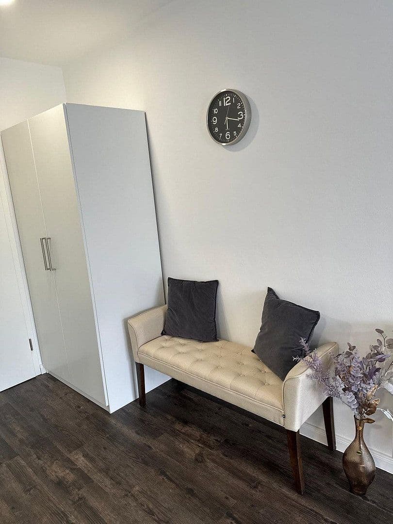 Prenájom bytu 1-izbový 37 m², Oberursel (Taunus), Hesensko Prenájom bytu 1-izbový 37 m², Oberursel (Taunus), Hesensko