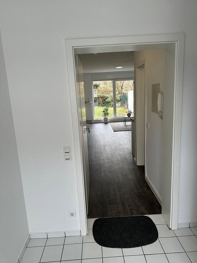 Prenájom bytu 1-izbový 37 m², Oberursel (Taunus), Hesensko Prenájom bytu 1-izbový 37 m², Oberursel (Taunus), Hesensko