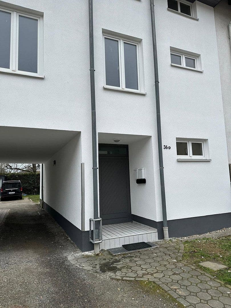 Prenájom bytu 1-izbový 37 m², Oberursel (Taunus), Hesensko Prenájom bytu 1-izbový 37 m², Oberursel (Taunus), Hesensko