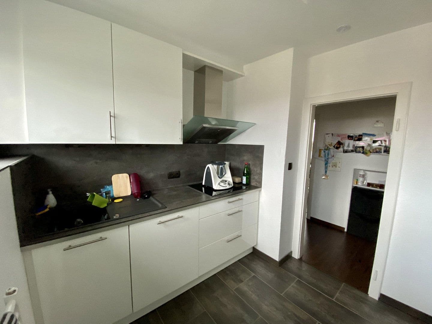 Prenájom bytu 4-izbový 80 m², Sehnde, Dolné Sasko Prenájom bytu 4-izbový 80 m², Sehnde, Dolné Sasko