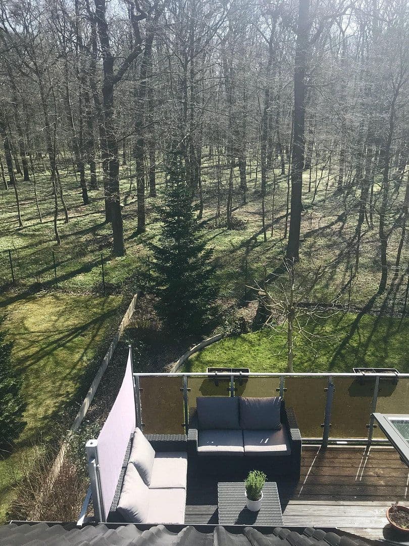 Prenájom bytu 4-izbový 80 m², Sehnde, Dolné Sasko Prenájom bytu 4-izbový 80 m², Sehnde, Dolné Sasko
