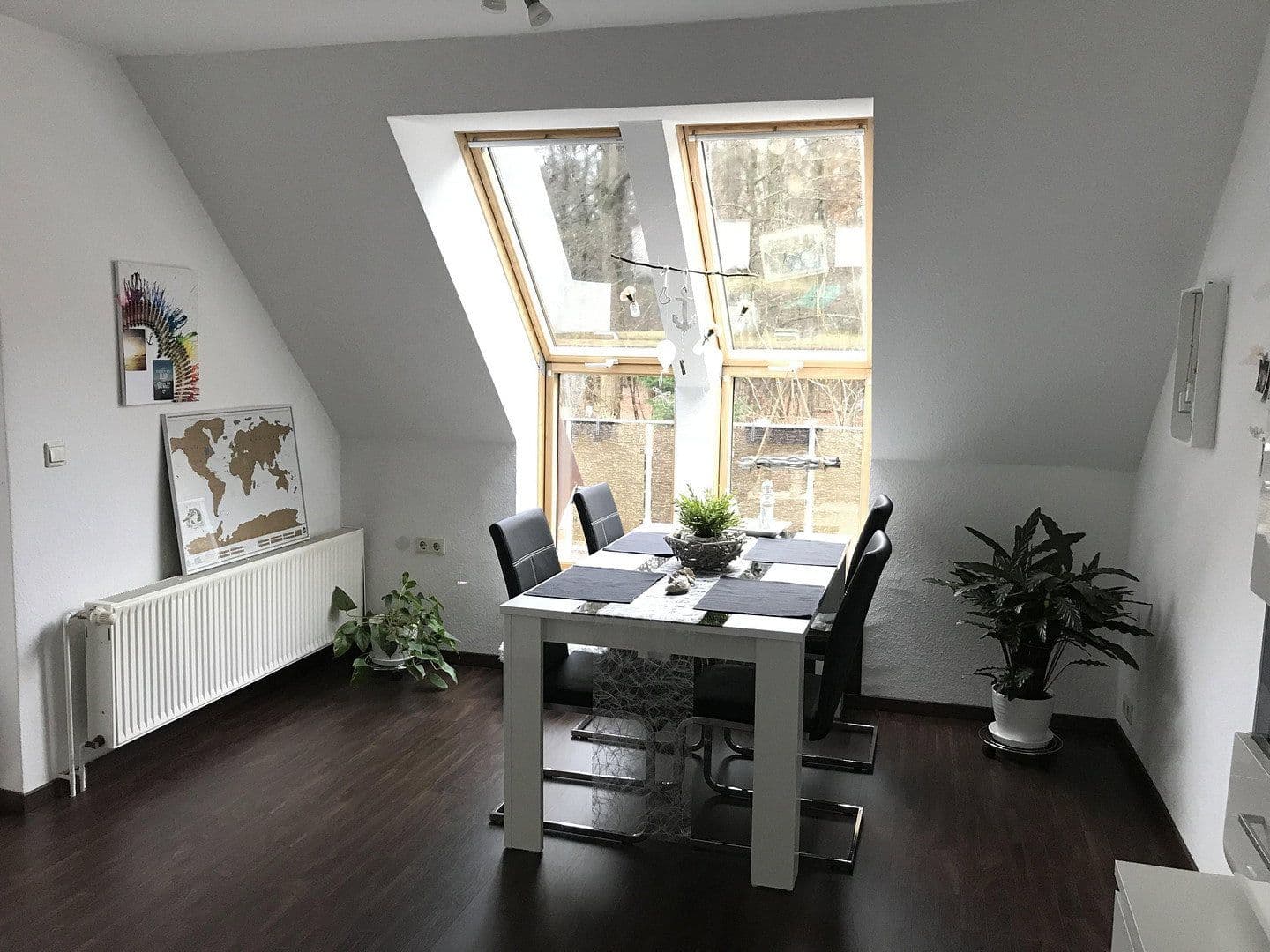 Prenájom bytu 4-izbový 80 m², Sehnde, Dolné Sasko Prenájom bytu 4-izbový 80 m², Sehnde, Dolné Sasko