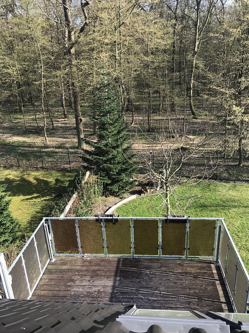 Prenájom bytu 4-izbový 80 m², Sehnde, Dolné Sasko Prenájom bytu 4-izbový 80 m², Sehnde, Dolné Sasko