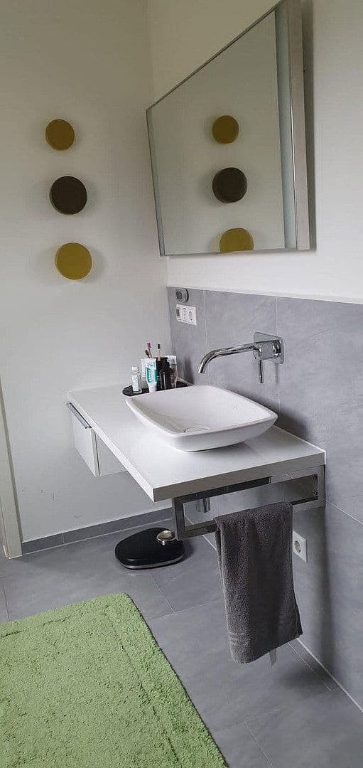 Predaj domu 185 m², pozemok 508 m², Talblick 2, Vöhrenbach, Bádensko-Wurttembersko Predaj domu 185 m², pozemok 508 m², Talblick 2, Vöhrenbach, Bádensko-Wurttembersko