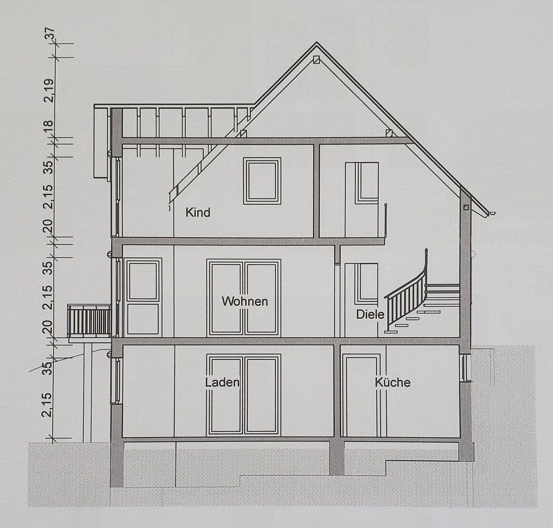 Predaj domu 185 m², pozemok 508 m², Talblick 2, Vöhrenbach, Bádensko-Wurttembersko Predaj domu 185 m², pozemok 508 m², Talblick 2, Vöhrenbach, Bádensko-Wurttembersko