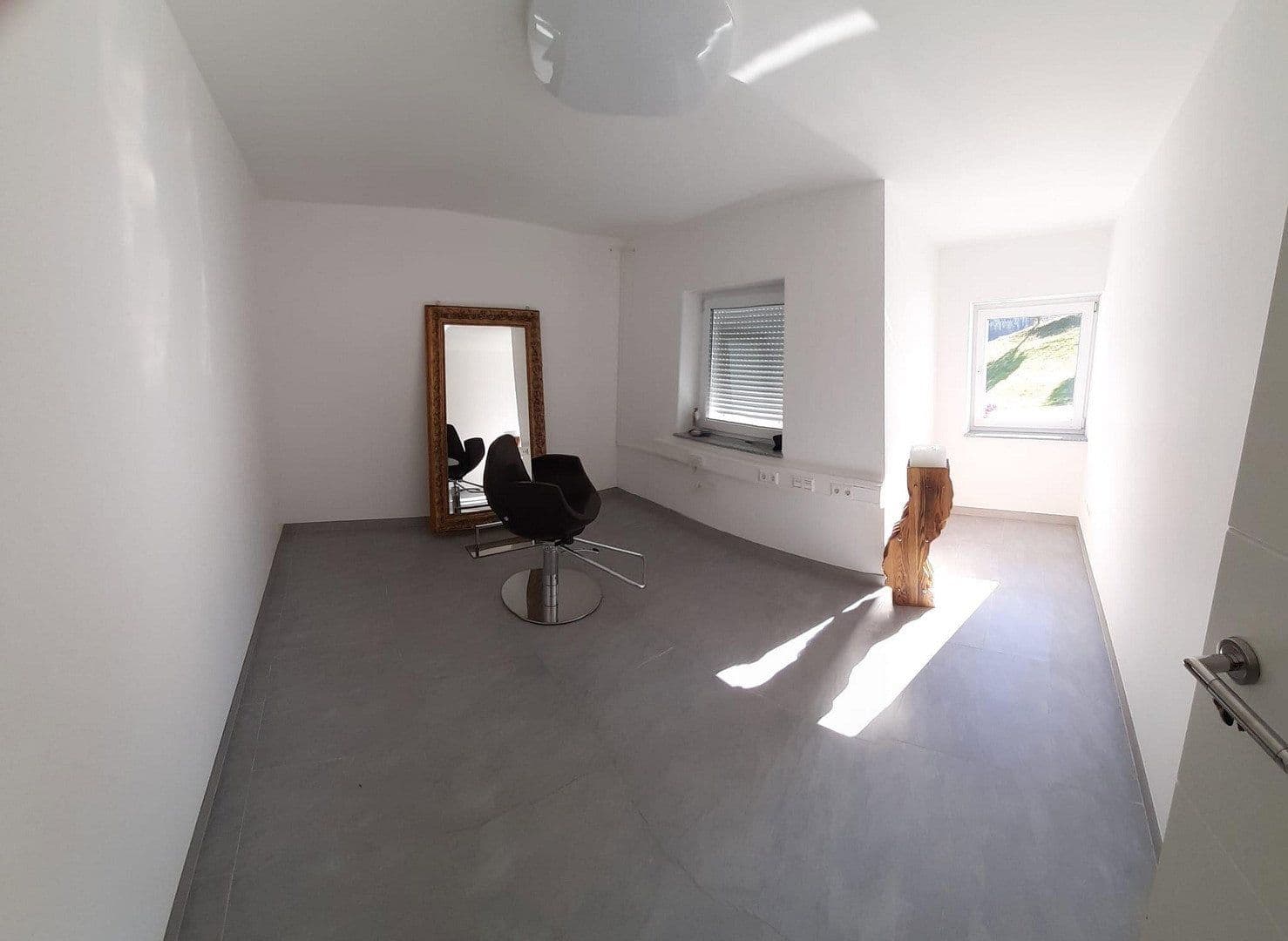 Predaj domu 185 m², pozemok 508 m², Talblick 2, Vöhrenbach, Bádensko-Wurttembersko Predaj domu 185 m², pozemok 508 m², Talblick 2, Vöhrenbach, Bádensko-Wurttembersko