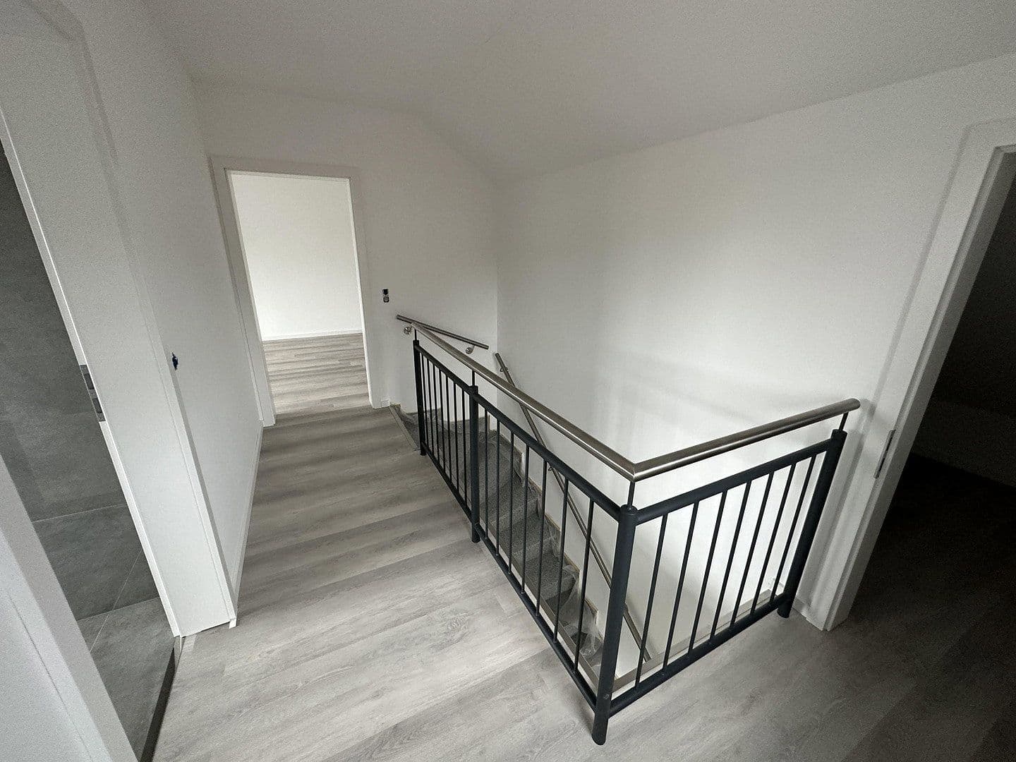 Prenájom bytu 4-izbový 116 m², Bachstraße 10, Bergheim, Severné Porýnie - Westfálsko Prenájom bytu 4-izbový 116 m², Bachstraße 10, Bergheim, Severné Porýnie - Westfálsko