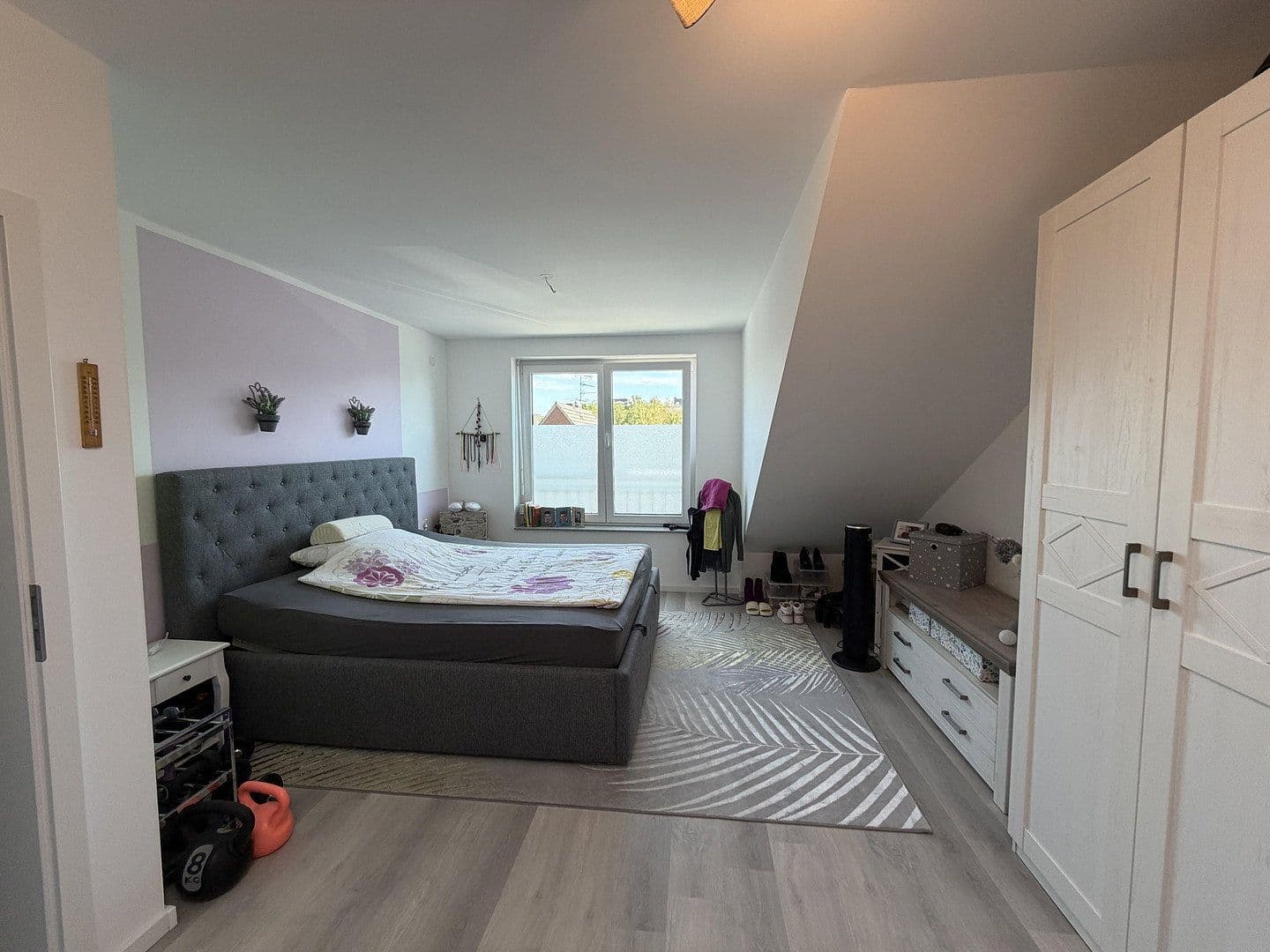 Prenájom bytu 4-izbový 116 m², Bachstraße 10, Bergheim, Severné Porýnie - Westfálsko Prenájom bytu 4-izbový 116 m², Bachstraße 10, Bergheim, Severné Porýnie - Westfálsko