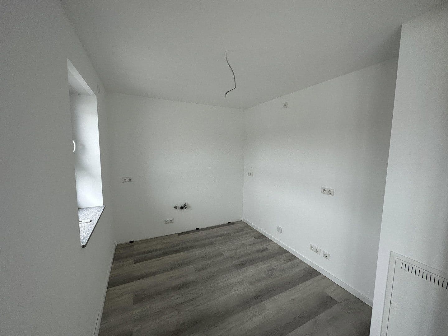 Prenájom bytu 4-izbový 116 m², Bachstraße 10, Bergheim, Severné Porýnie - Westfálsko Prenájom bytu 4-izbový 116 m², Bachstraße 10, Bergheim, Severné Porýnie - Westfálsko