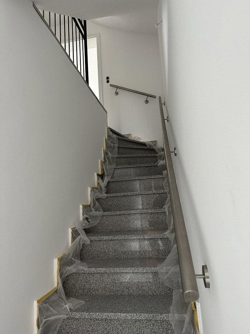 Prenájom bytu 4-izbový 116 m², Bachstraße 10, Bergheim, Severné Porýnie - Westfálsko Prenájom bytu 4-izbový 116 m², Bachstraße 10, Bergheim, Severné Porýnie - Westfálsko