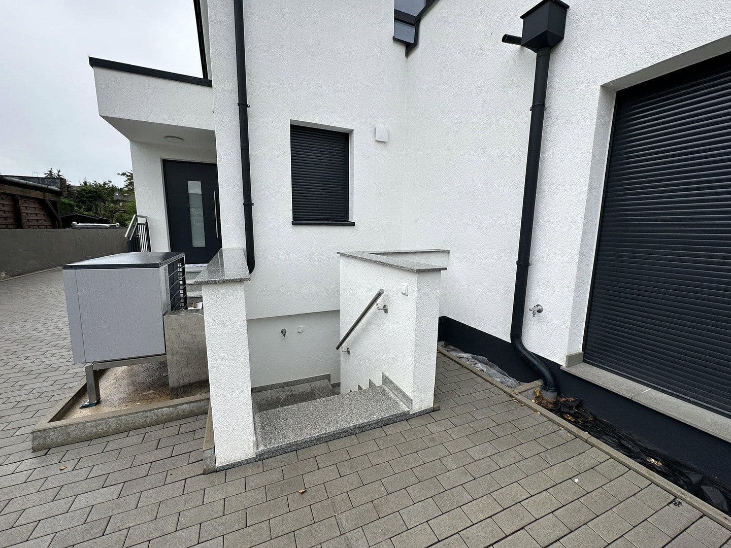 Prenájom bytu 4-izbový 116 m², Bachstraße 10, Bergheim, Severné Porýnie - Westfálsko Prenájom bytu 4-izbový 116 m², Bachstraße 10, Bergheim, Severné Porýnie - Westfálsko