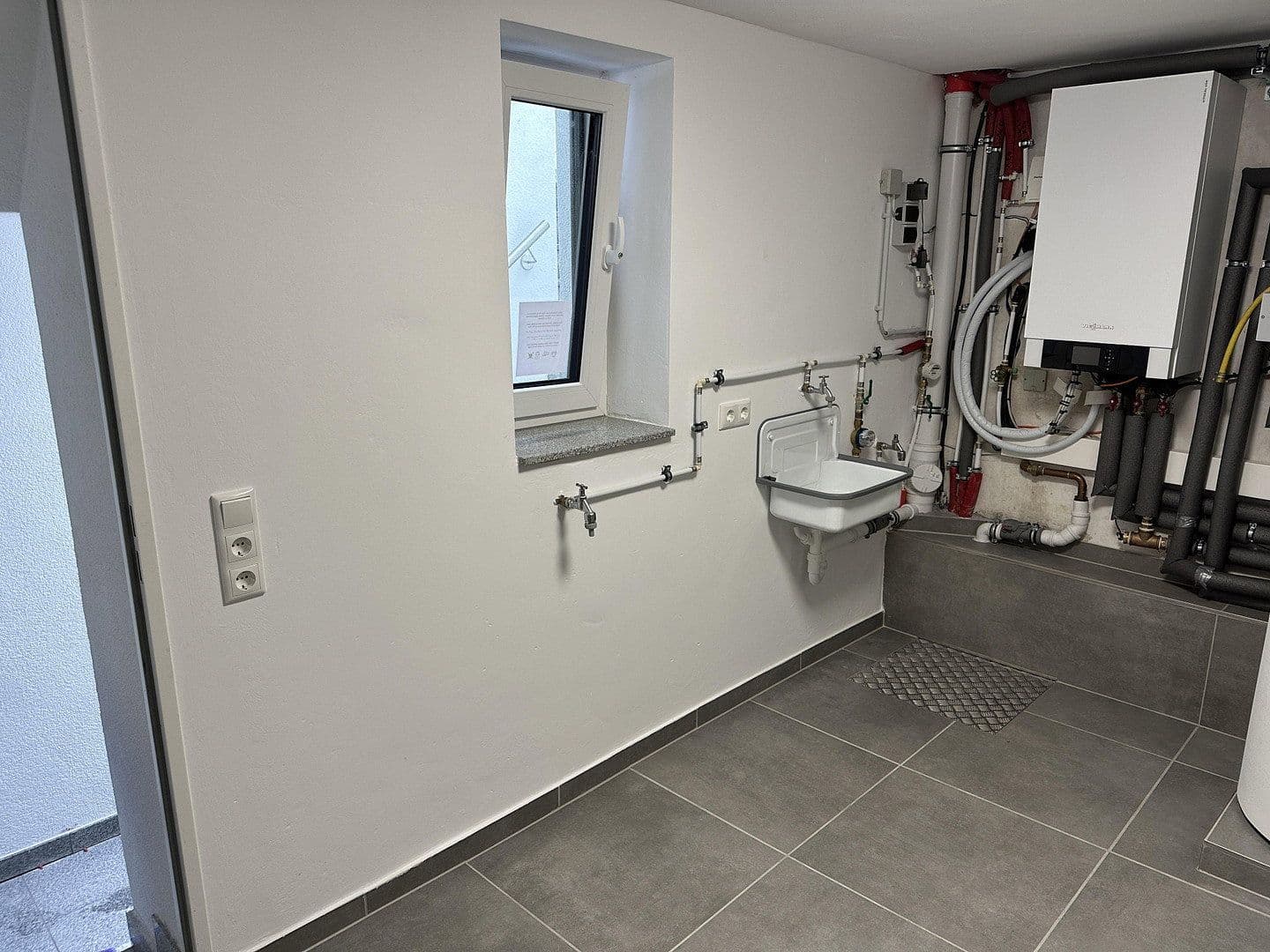 Prenájom bytu 4-izbový 116 m², Bachstraße 10, Bergheim, Severné Porýnie - Westfálsko Prenájom bytu 4-izbový 116 m², Bachstraße 10, Bergheim, Severné Porýnie - Westfálsko