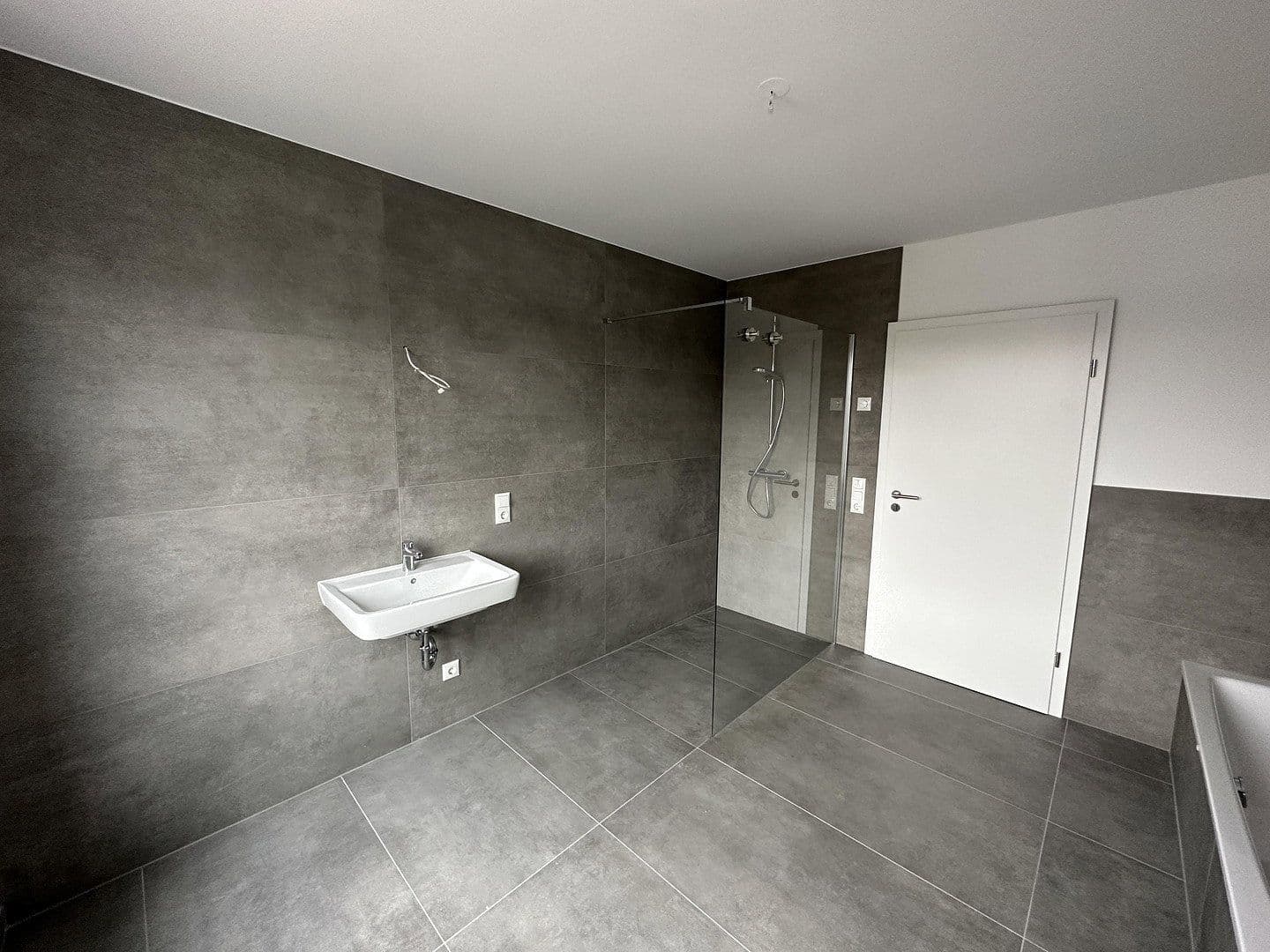 Prenájom bytu 4-izbový 116 m², Bachstraße 10, Bergheim, Severné Porýnie - Westfálsko Prenájom bytu 4-izbový 116 m², Bachstraße 10, Bergheim, Severné Porýnie - Westfálsko