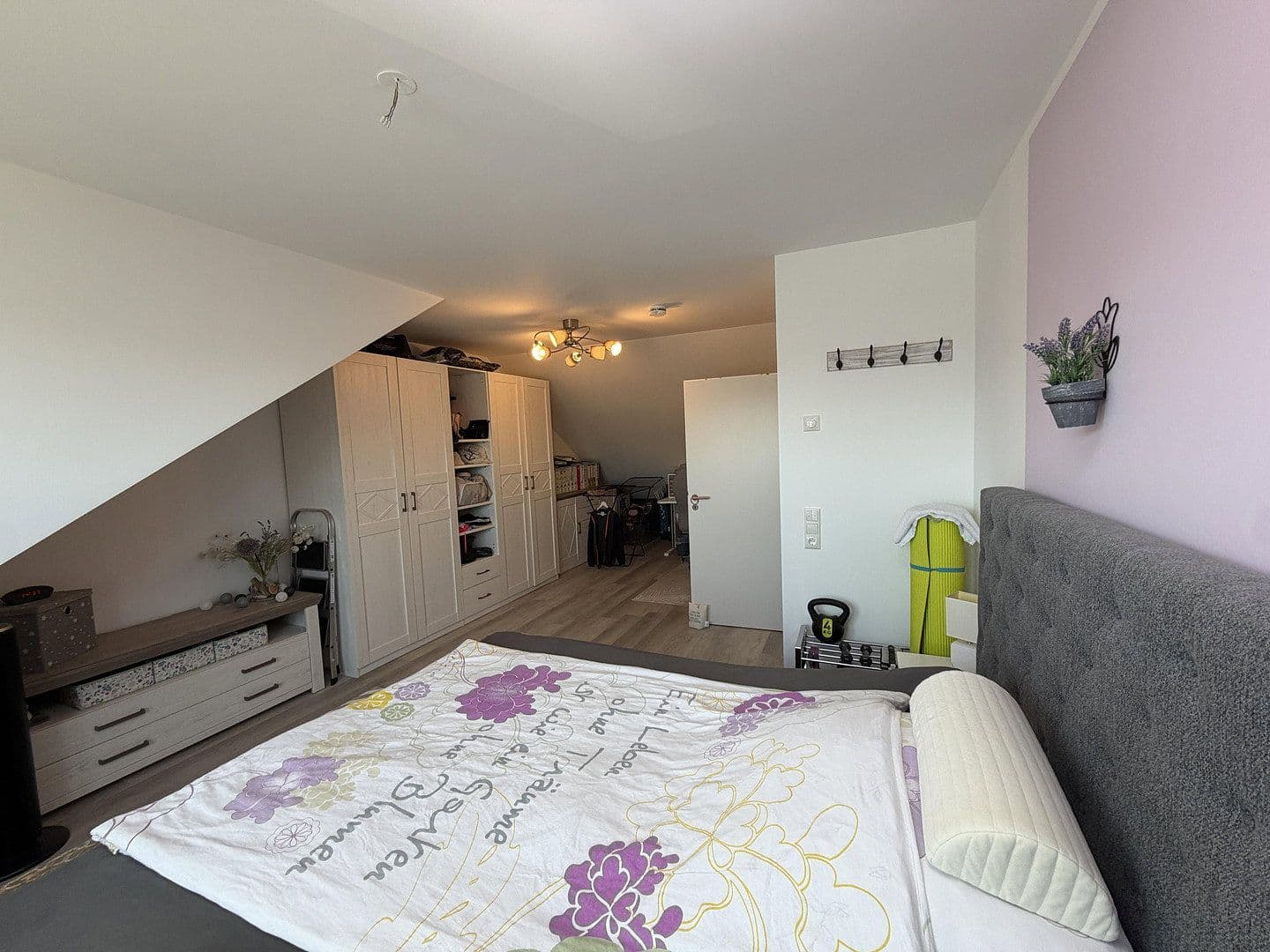 Prenájom bytu 4-izbový 116 m², Bachstraße 10, Bergheim, Severné Porýnie - Westfálsko Prenájom bytu 4-izbový 116 m², Bachstraße 10, Bergheim, Severné Porýnie - Westfálsko