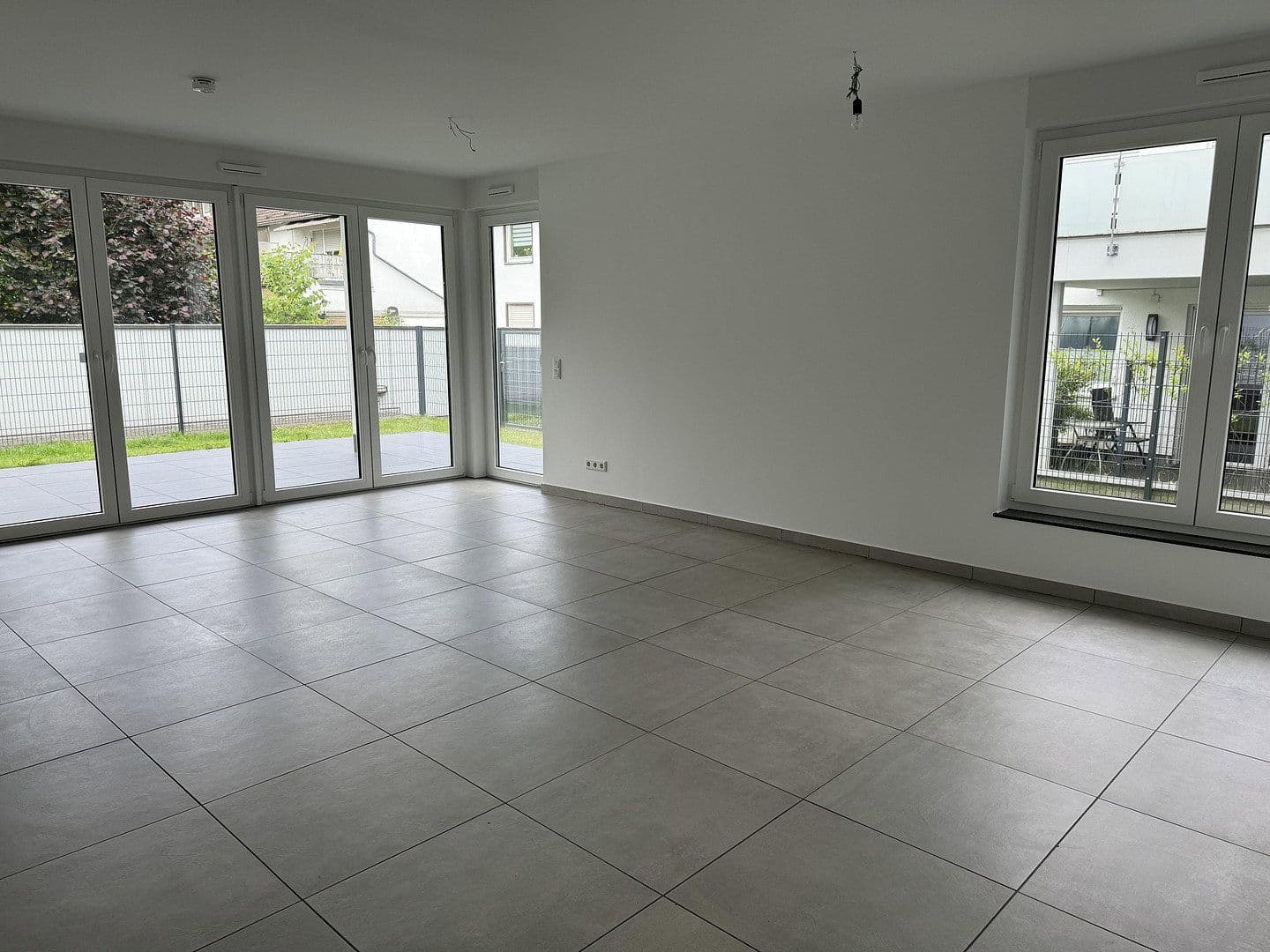 Prenájom bytu 3-izbový 92 m², Stresemannstraße / Ahornweg, Frechen, Severné Porýnie - Westfálsko Prenájom bytu 3-izbový 92 m², Stresemannstraße / Ahornweg, Frechen, Severné Porýnie - Westfálsko