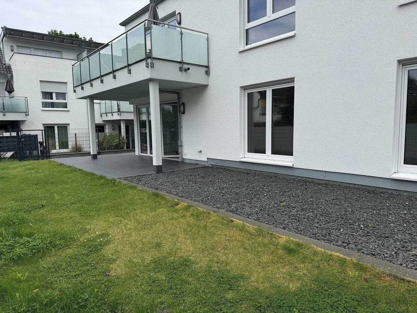 Prenájom bytu 3-izbový 92 m², Stresemannstraße / Ahornweg, Frechen, Severné Porýnie - Westfálsko Prenájom bytu 3-izbový 92 m², Stresemannstraße / Ahornweg, Frechen, Severné Porýnie - Westfálsko